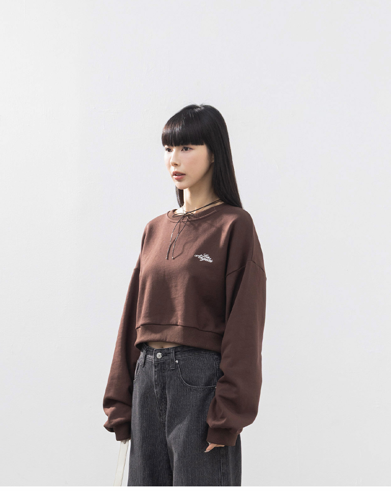 刺繍クロップドスウェット 2色展開