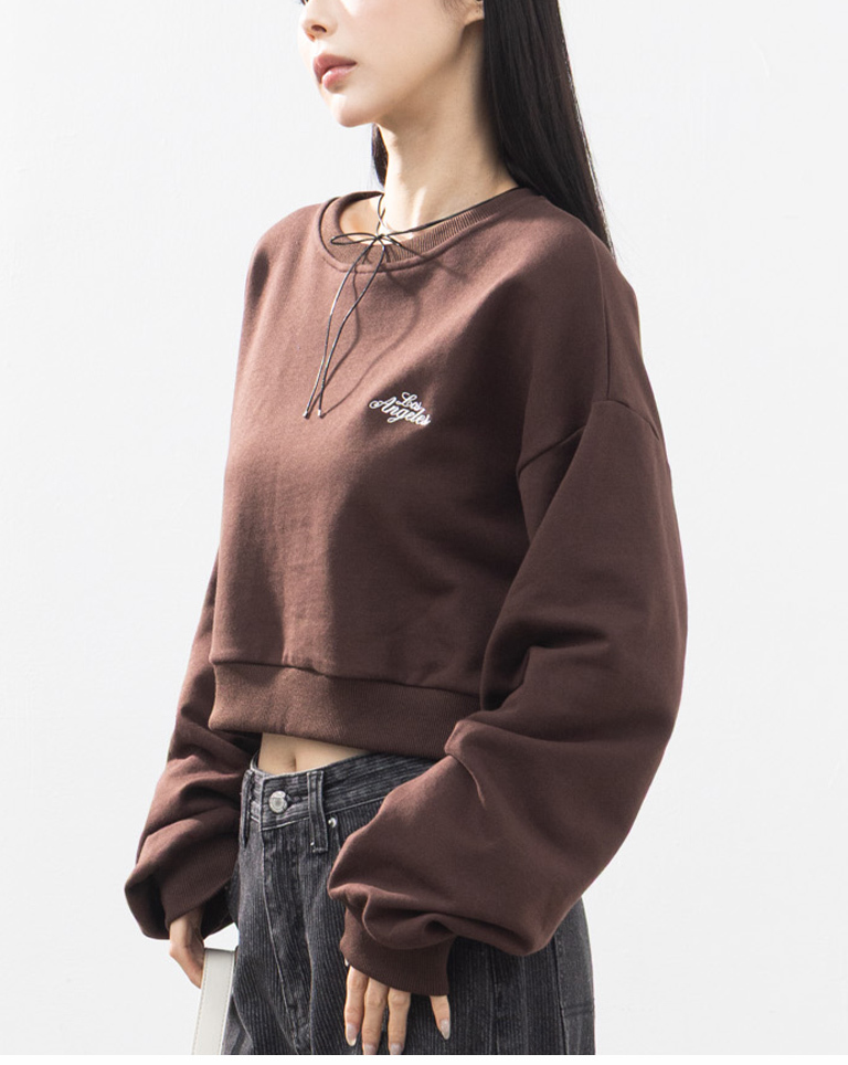 刺繍クロップドスウェット 2色展開