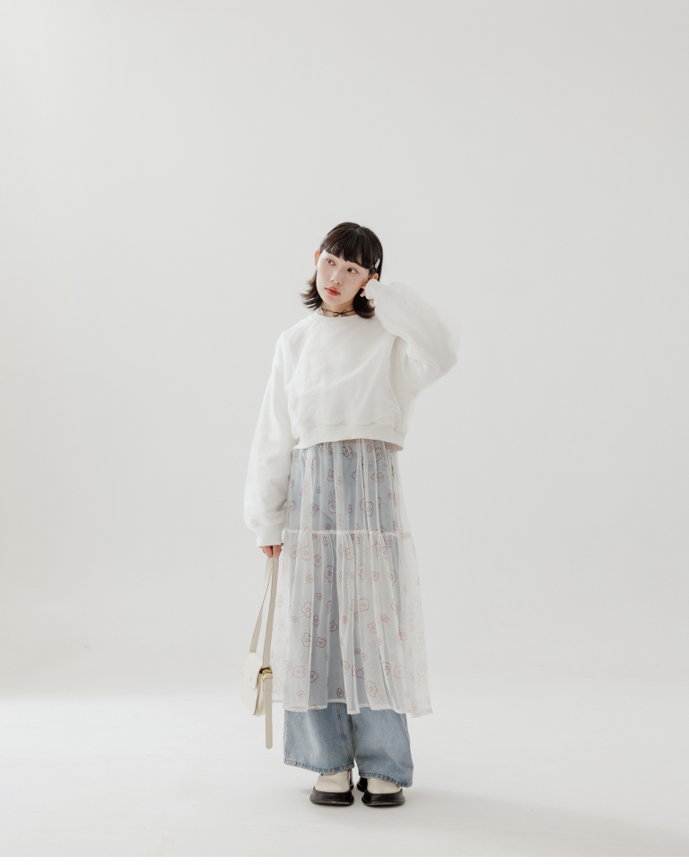 シャイニー2層チュールショートスウェット 2色展開