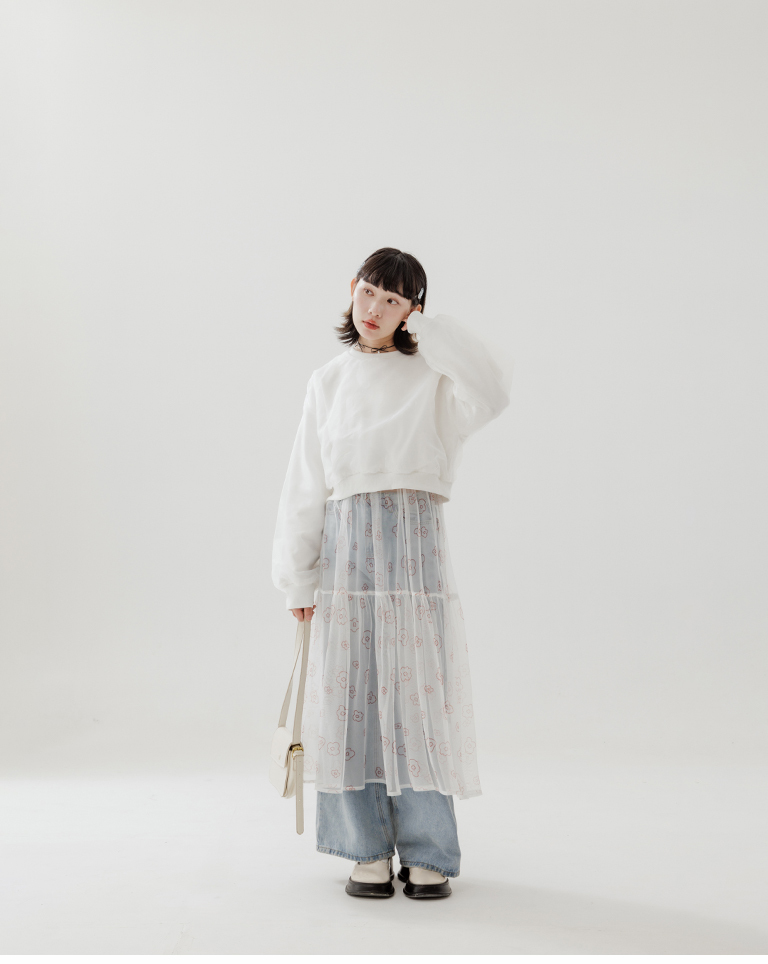 シャイニー2層チュールショートスウェット 2色展開