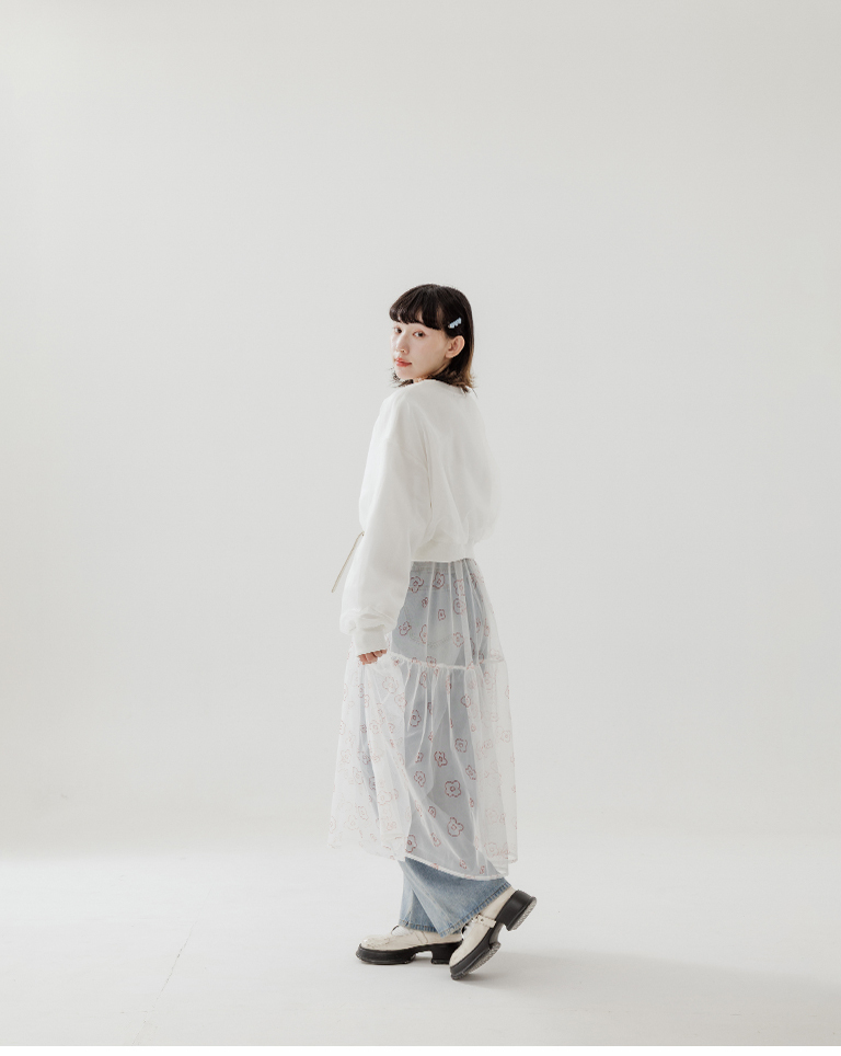 シャイニー2層チュールショートスウェット 2色展開