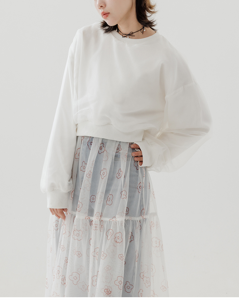 シャイニー2層チュールショートスウェット 2色展開