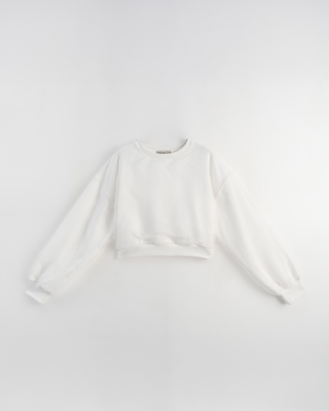 シャイニー2層チュールショートスウェット 2色展開