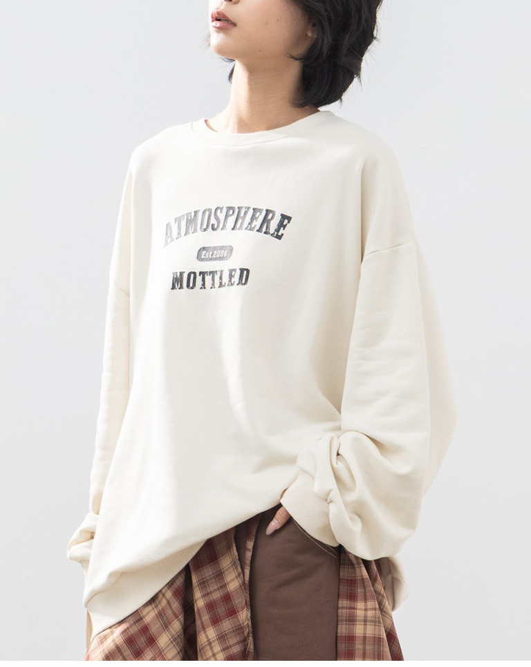 英字プリント長袖スウェット 2色展開