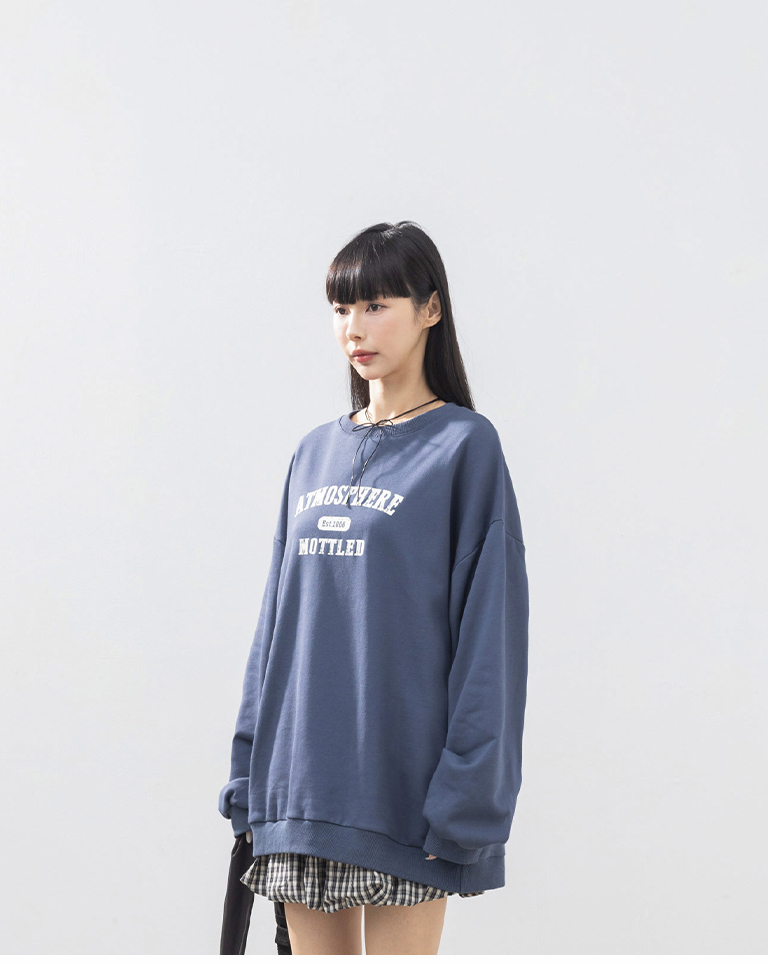 英字プリント長袖スウェット 2色展開