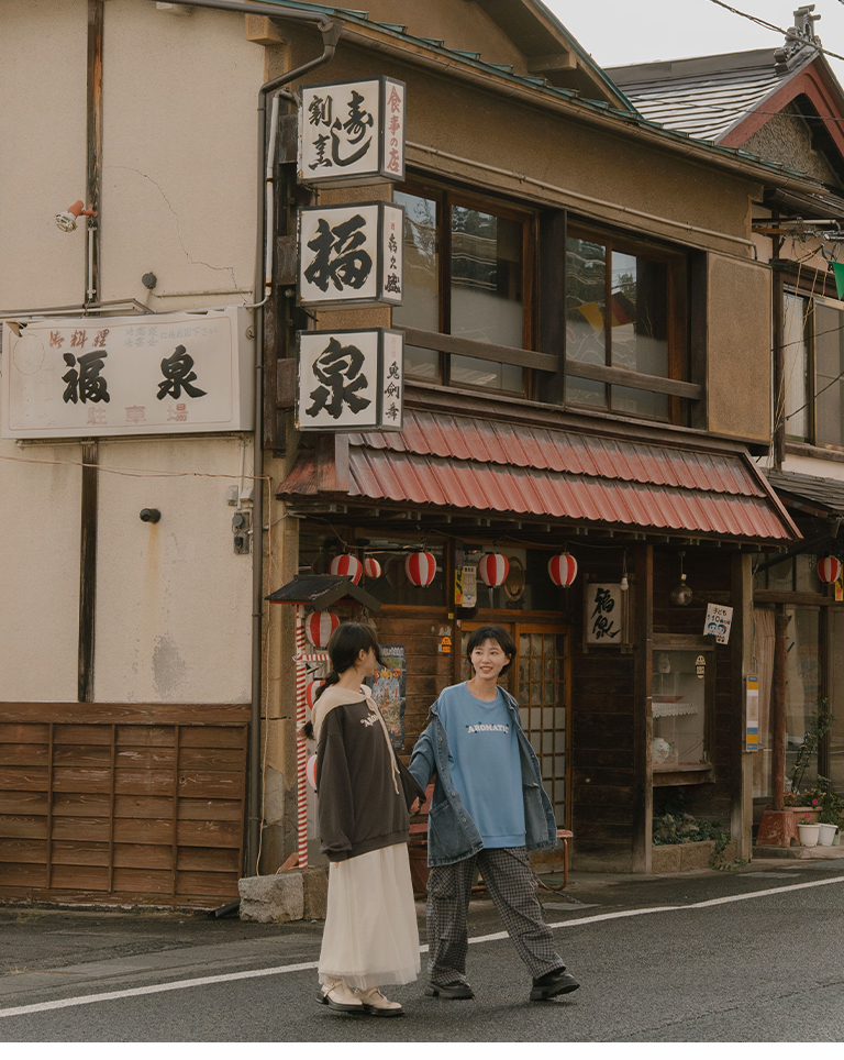 フラワー刺繍スウェット 3色展開