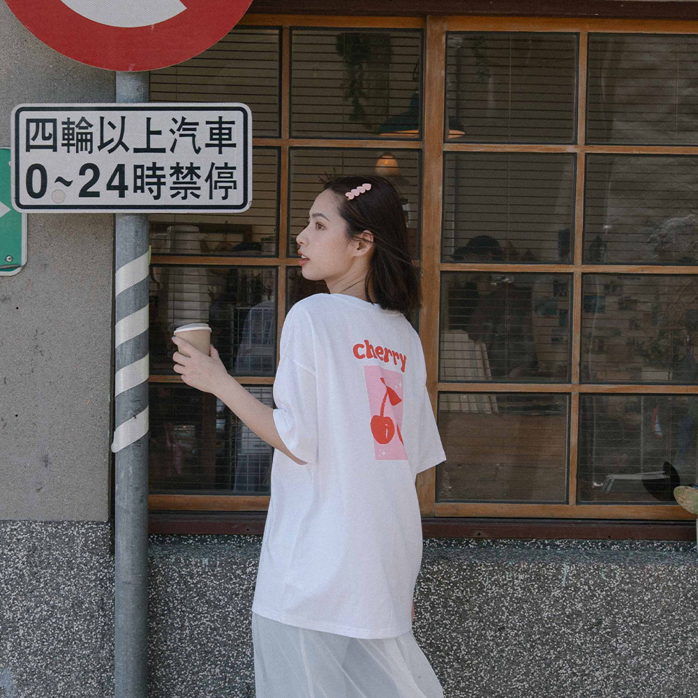 チェリー刺繡ワイドTシャツ