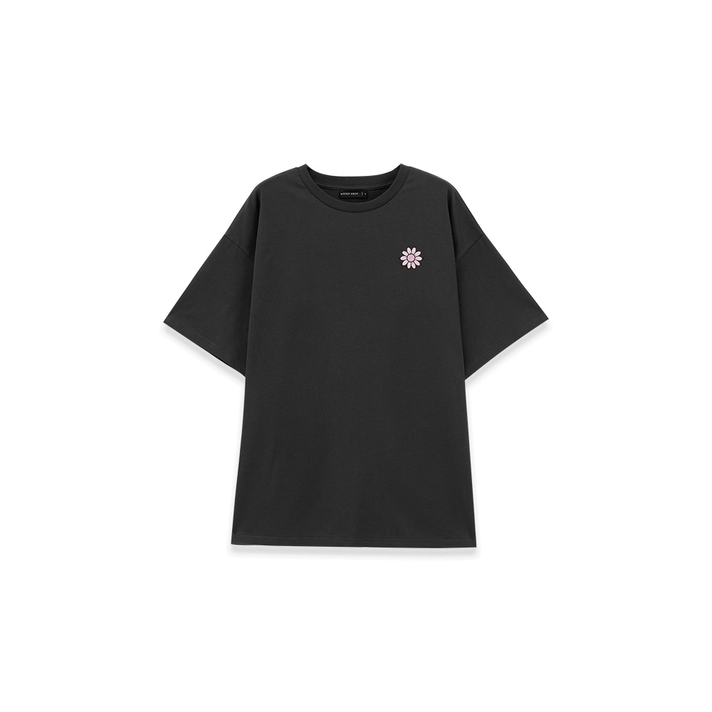 デイジー刺繍グラフィックワイドTシャツ 2色展開