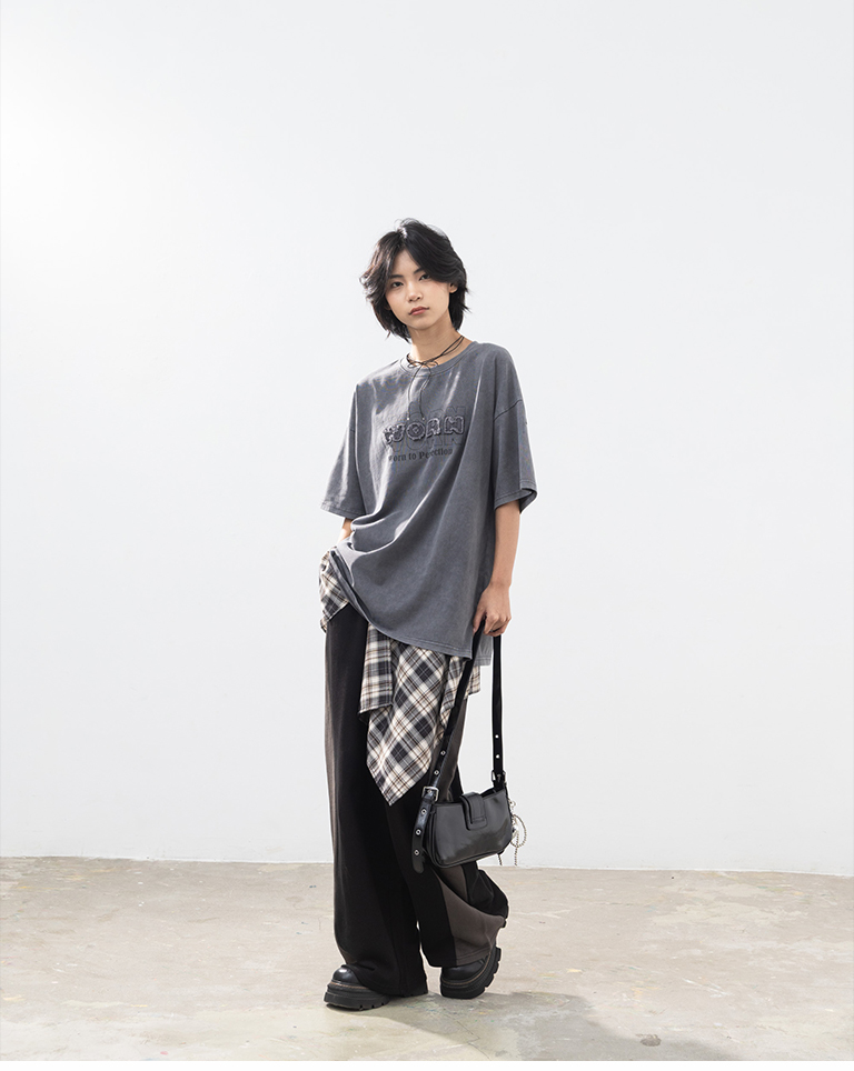 ウォッシュ加工オーバーサイズTシャツ