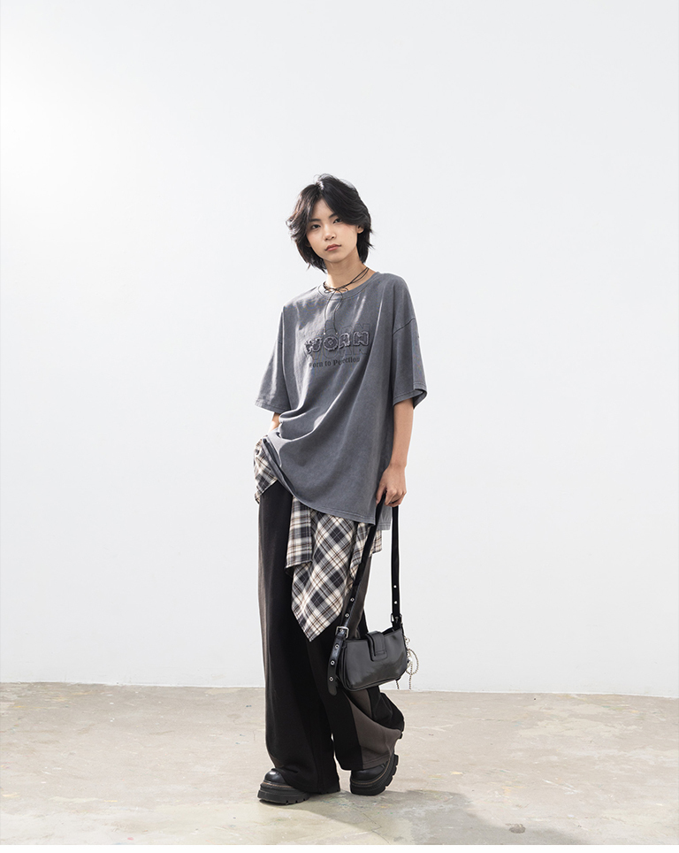 ウォッシュ加工オーバーサイズTシャツ