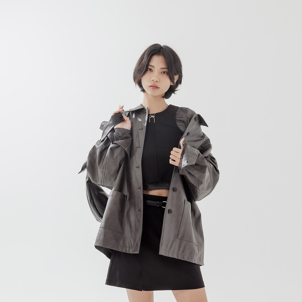 ボタンレザージャケット 2色展開