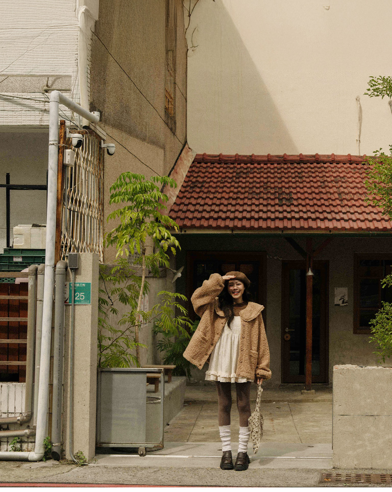 ドールカラーフェイクボアジャケット 2色展開