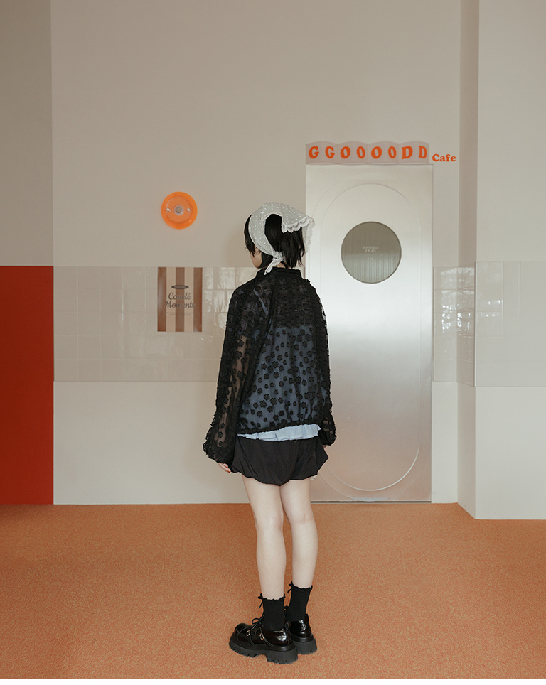 春5尚未收到---立体刺繍シアージャケット 2色展開