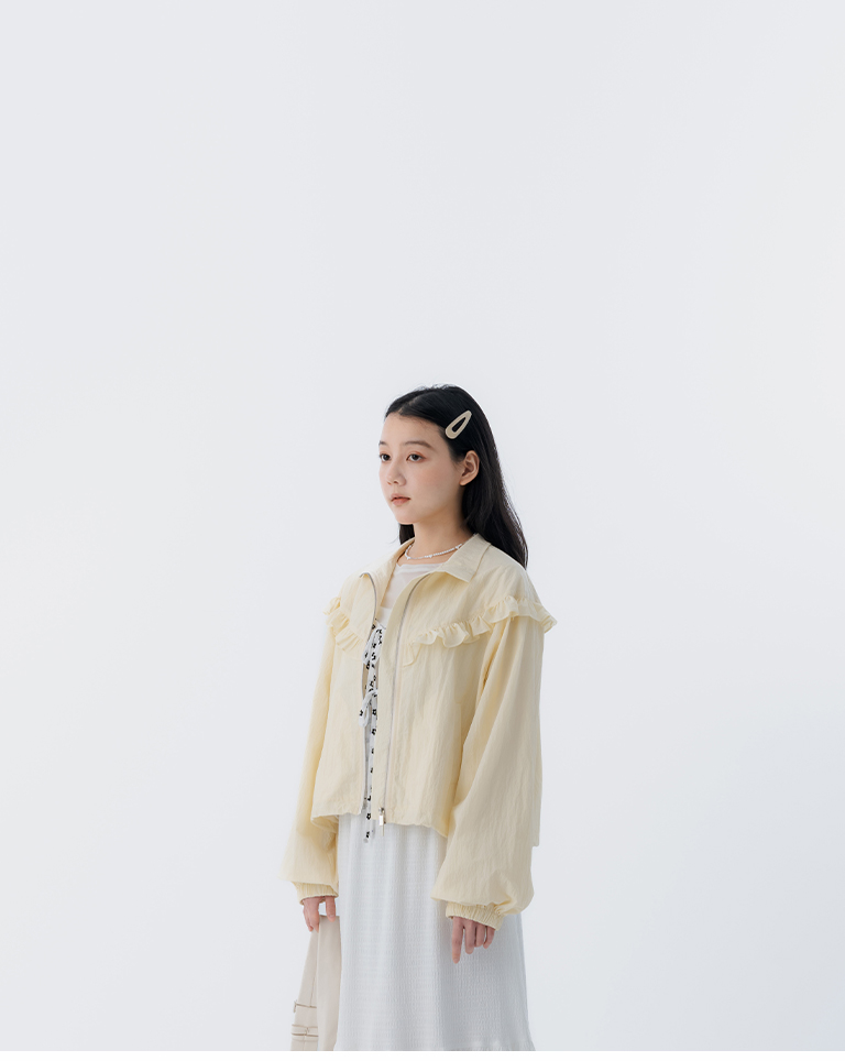 春8商未收到---フリル シャーリングジャケット 3色展開