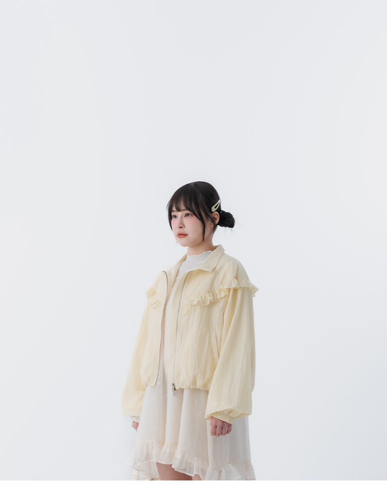 春8商未收到---フリル シャーリングジャケット 3色展開