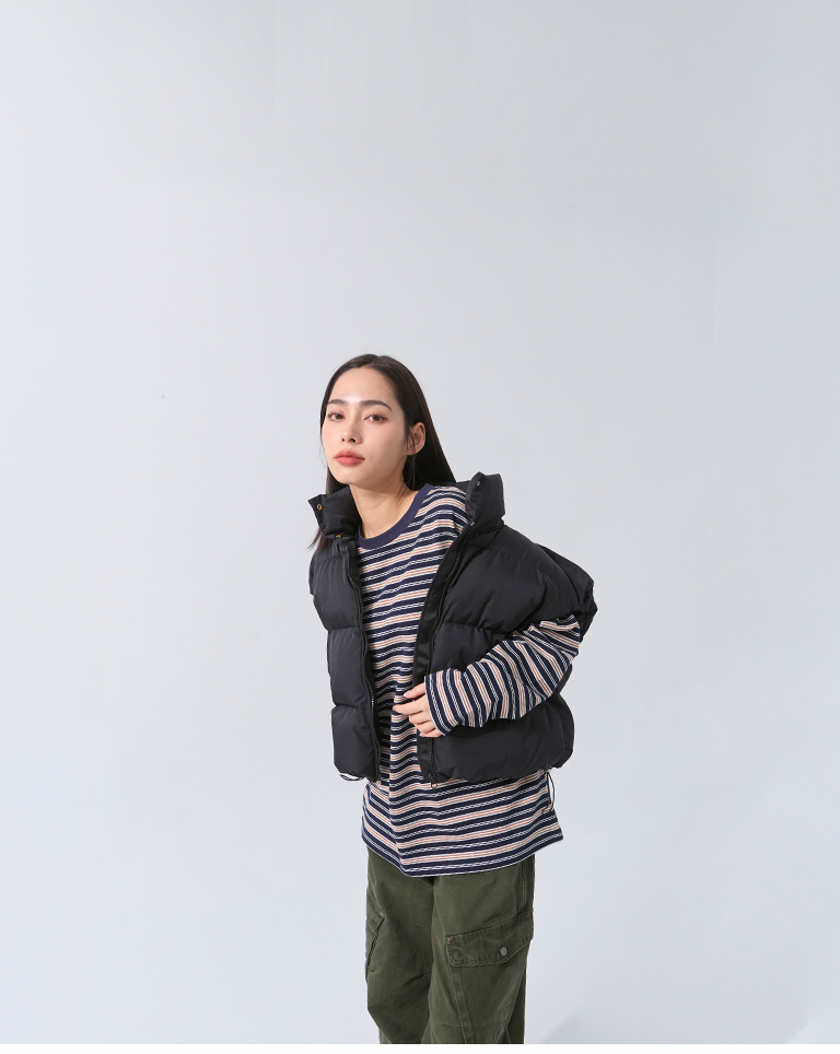 冬1尚未收到---ドローストリング中綿ベスト 2色展開