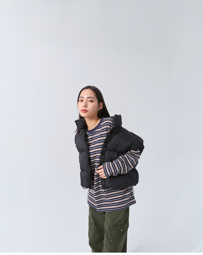 冬1尚未收到---ドローストリング中綿ベスト 2色展開