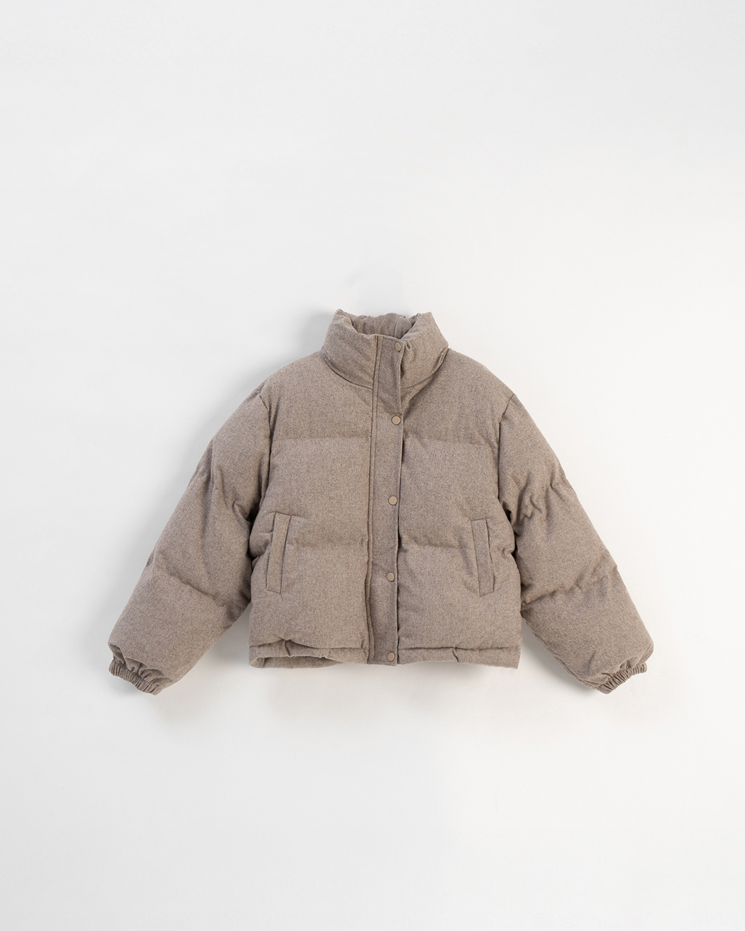 立ち襟キルティングジャケット 2色展開