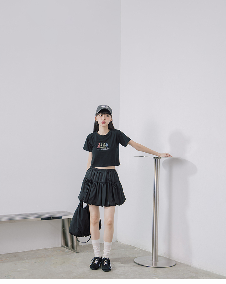 サテンバルーンミニスカート 2色展開