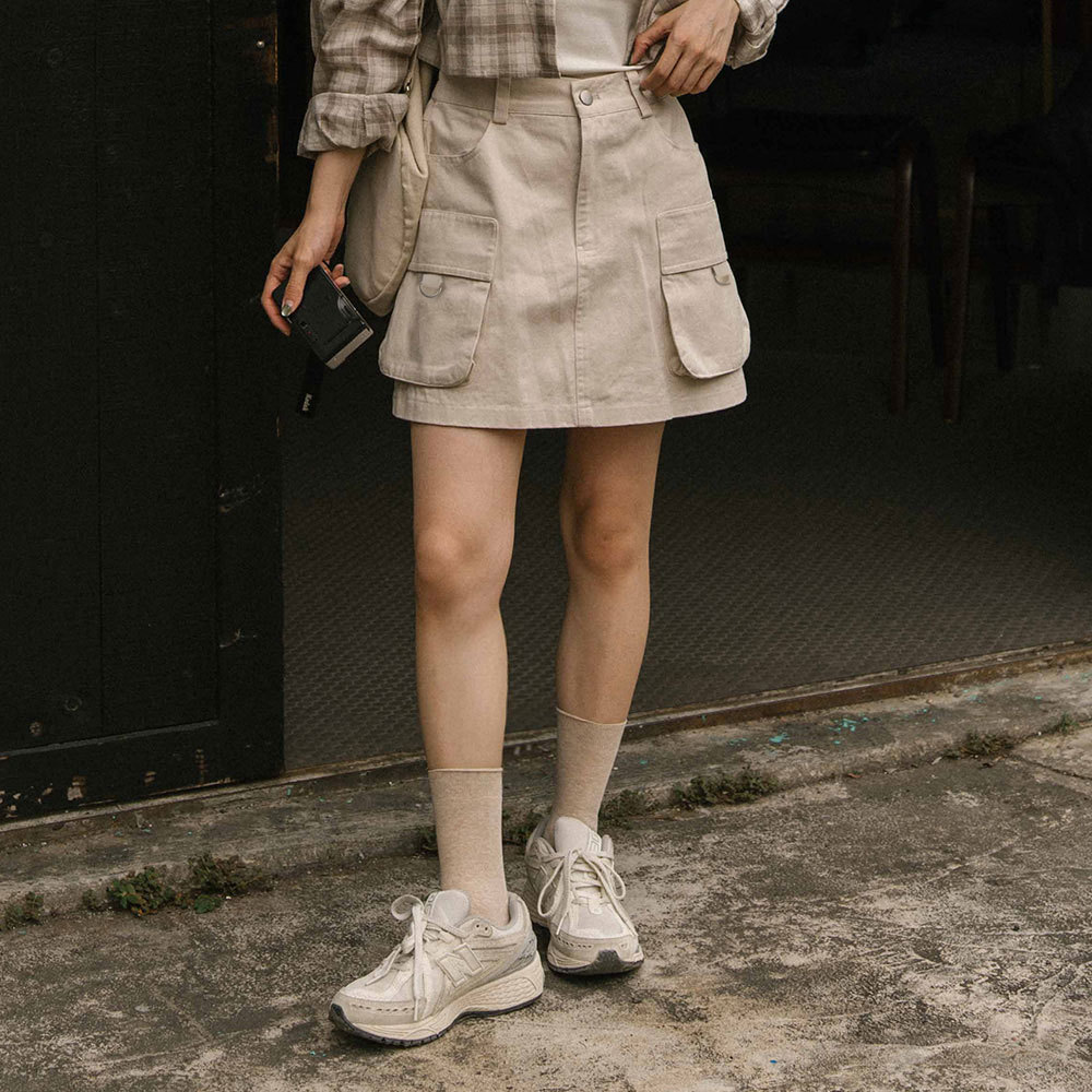 カーゴミニスカート” 2色展開