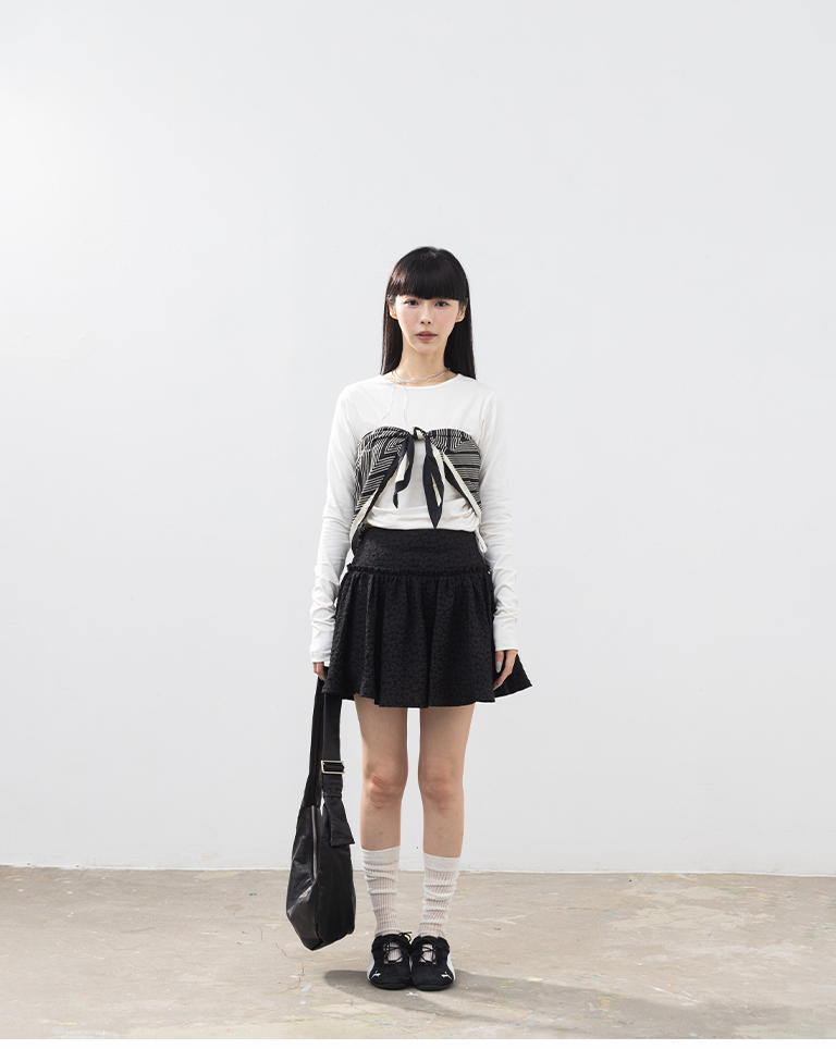 ジャカードフリルミニスカート 2色展開