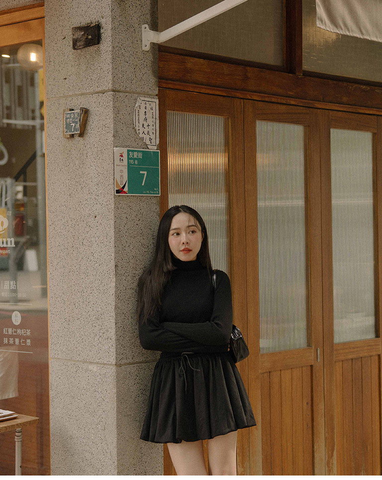 バルーンスエードミニスカート 2色展開