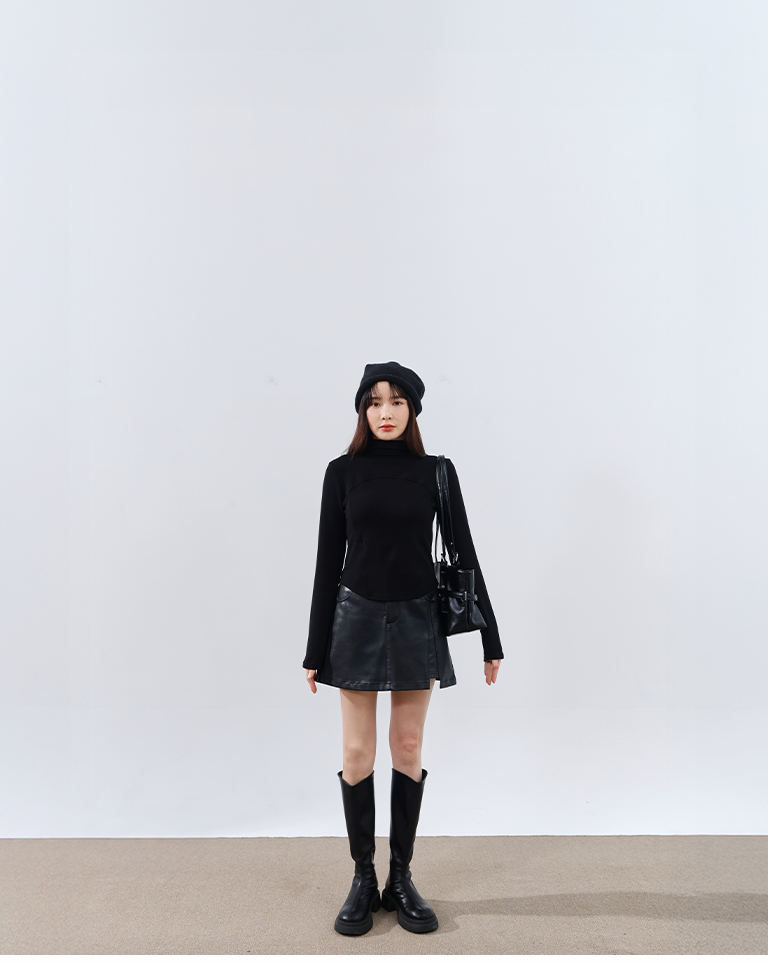 スリットフェイクレザーミニスカート 2色展開