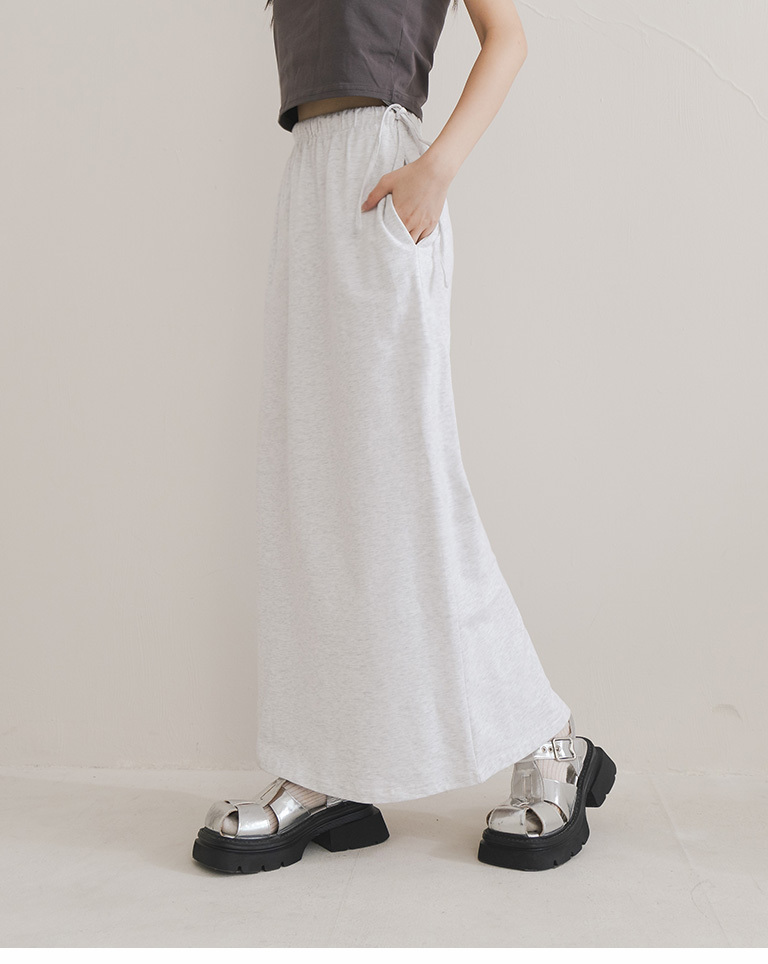 バッグスリットスウェットロングスカート 2色展開