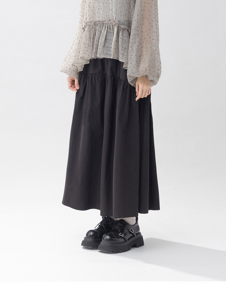 アーチカットスカート 2色展開