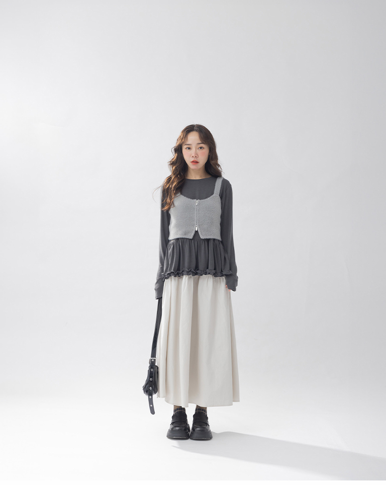 アーチカットスカート 2色展開