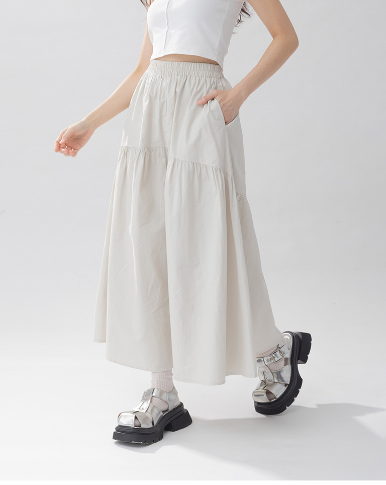 アーチカットスカート 2色展開