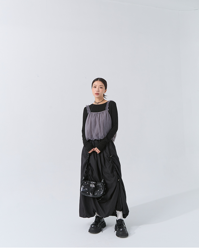 ギャザーヘムバルーンロングスカート 2色展開