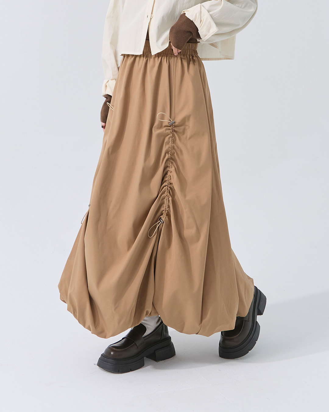 ギャザーヘムバルーンロングスカート 2色展開