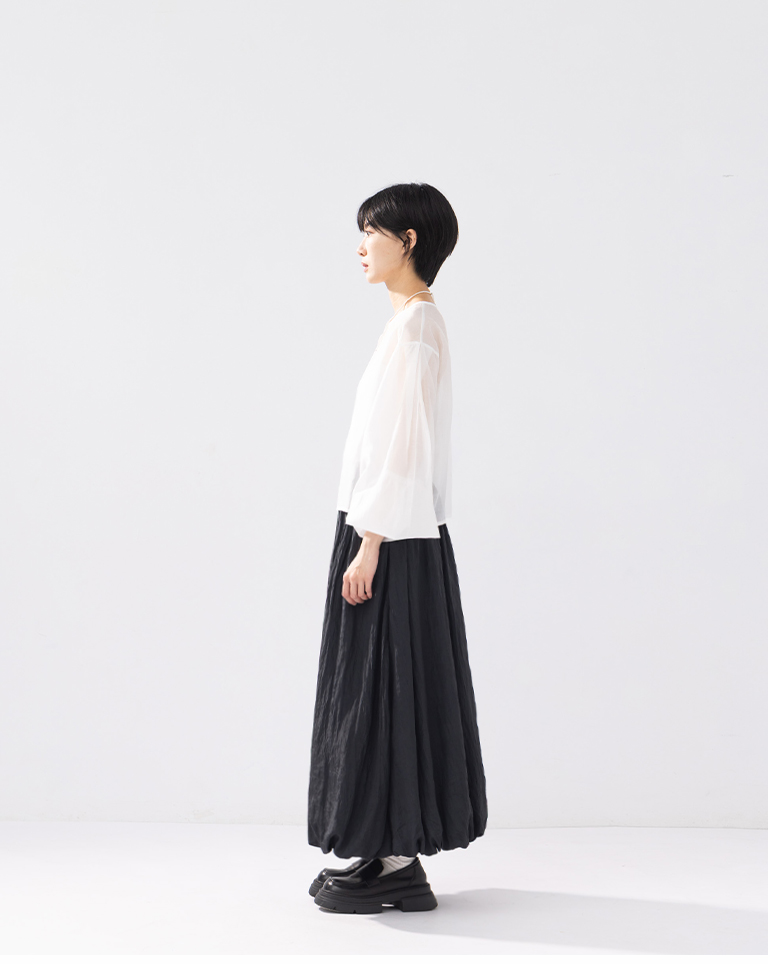 シャイニーロングスカート 2色展開