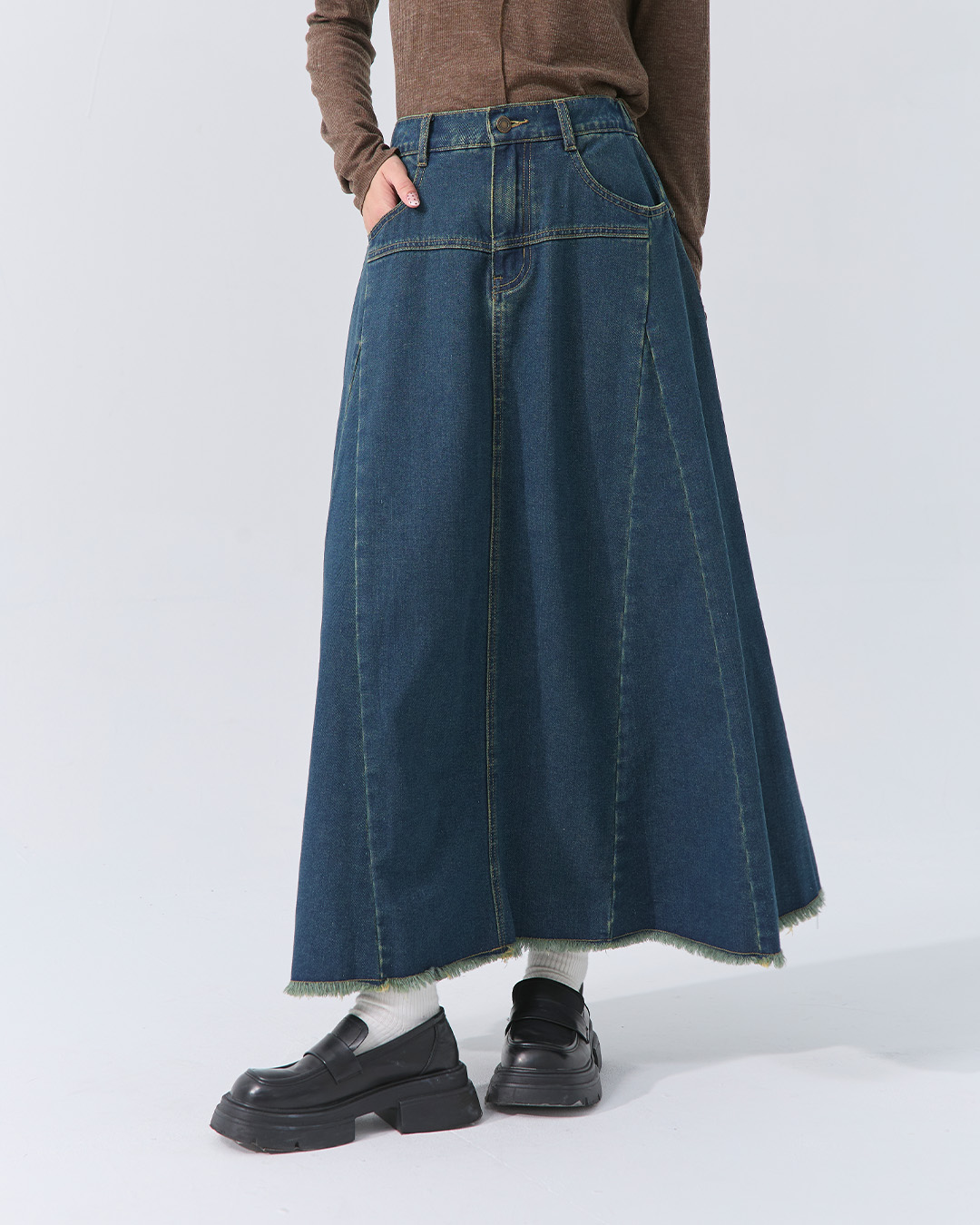 カットオフ切り替えデニムスカート