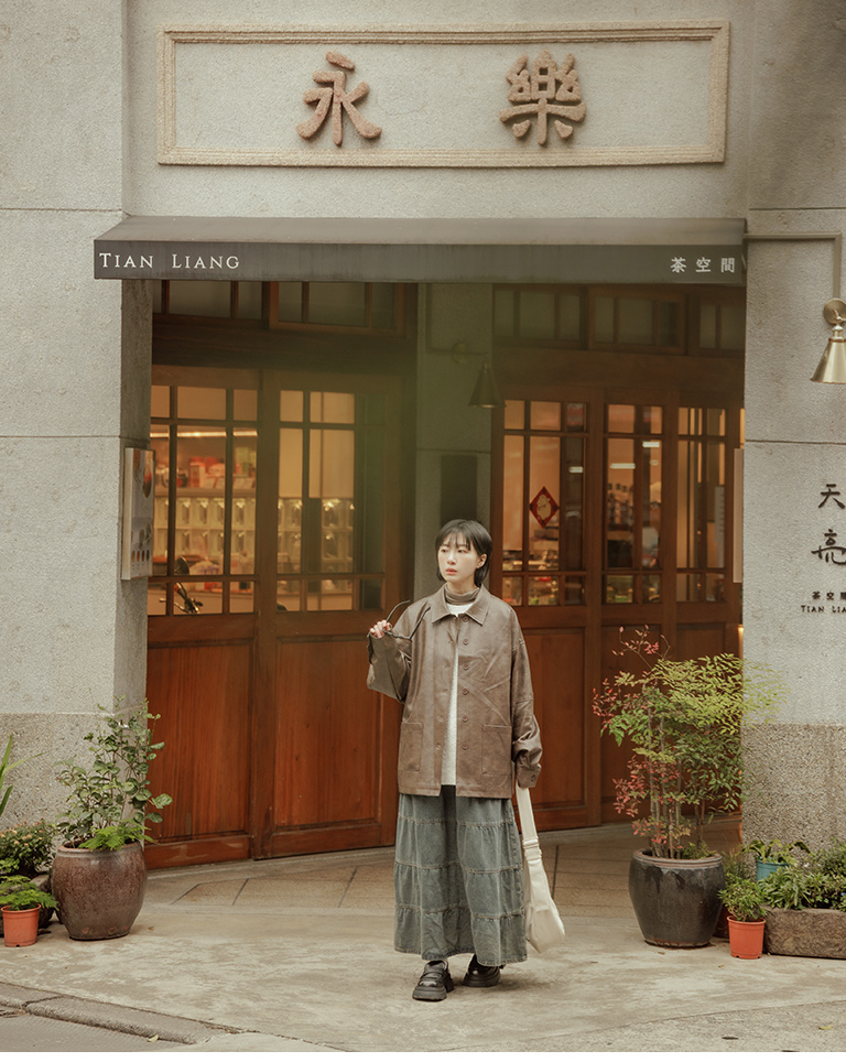 春1尚未收到---ウォッシュティアードデニムスカート