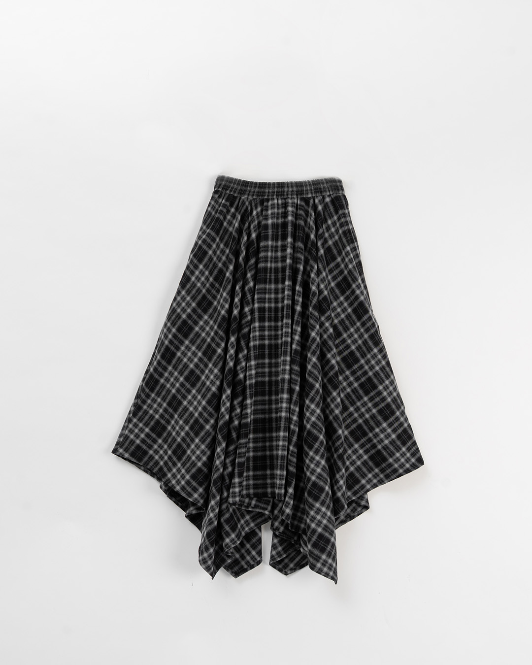 冬7尚未到---チェックイレギュラーヘムスカート 2色展開