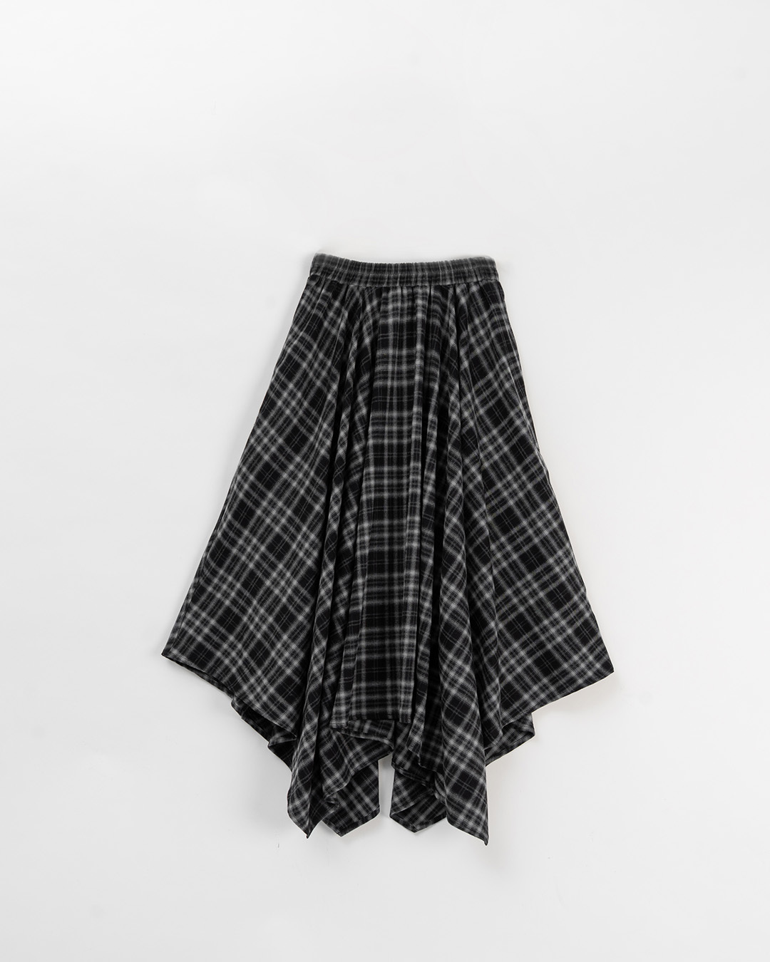 冬7尚未到---チェックイレギュラーヘムスカート 2色展開