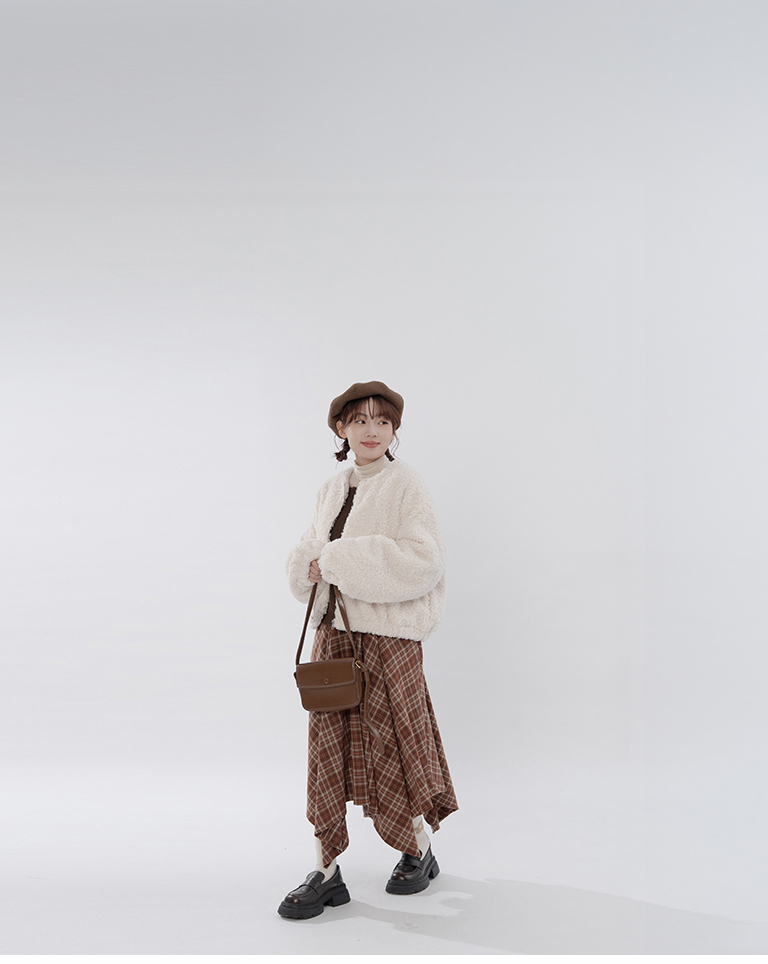 チェックイレギュラーヘムスカート 2色展開