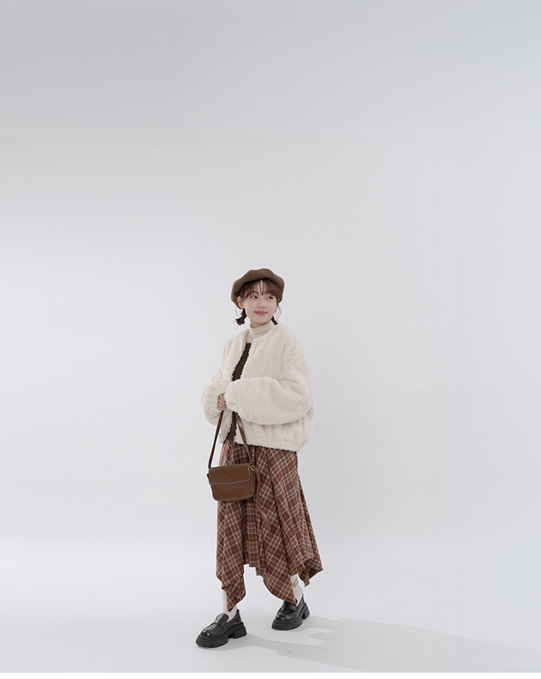 チェックイレギュラーヘムスカート 2色展開