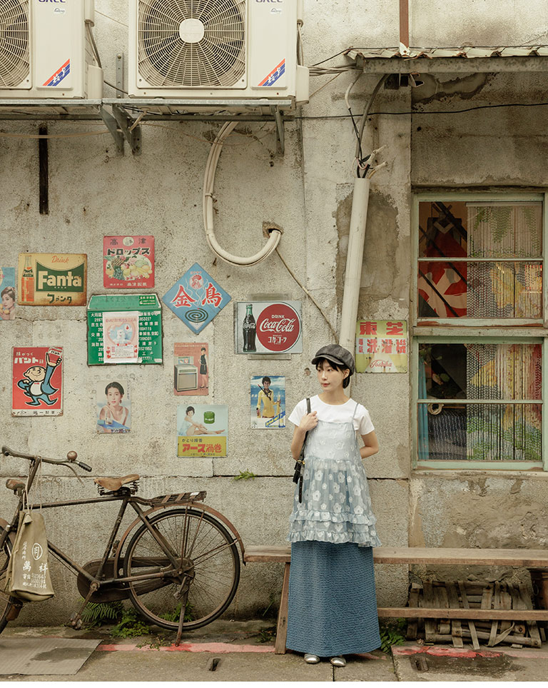 春2尚未收到---立体編み柄スリットスカート