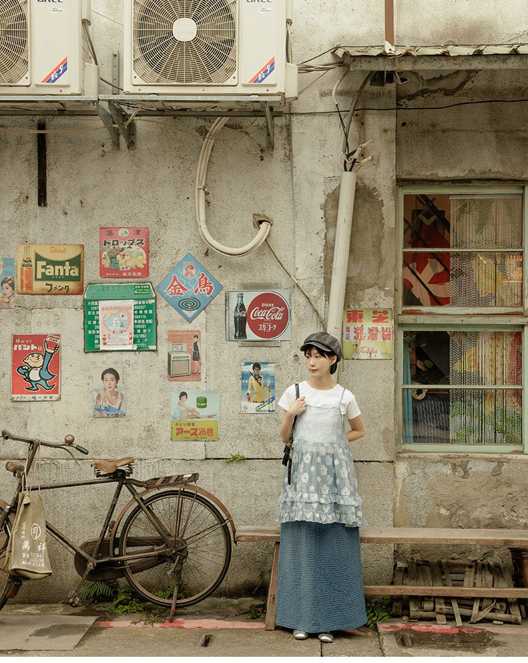 春2尚未收到---立体編み柄スリットスカート