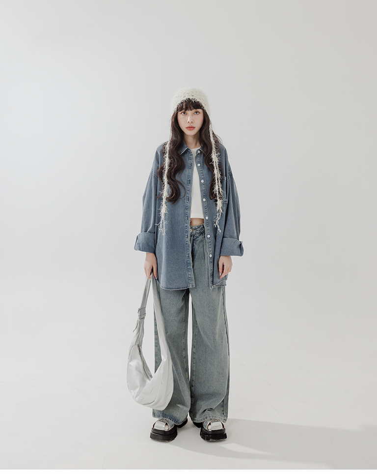 デニムストレートパンツ