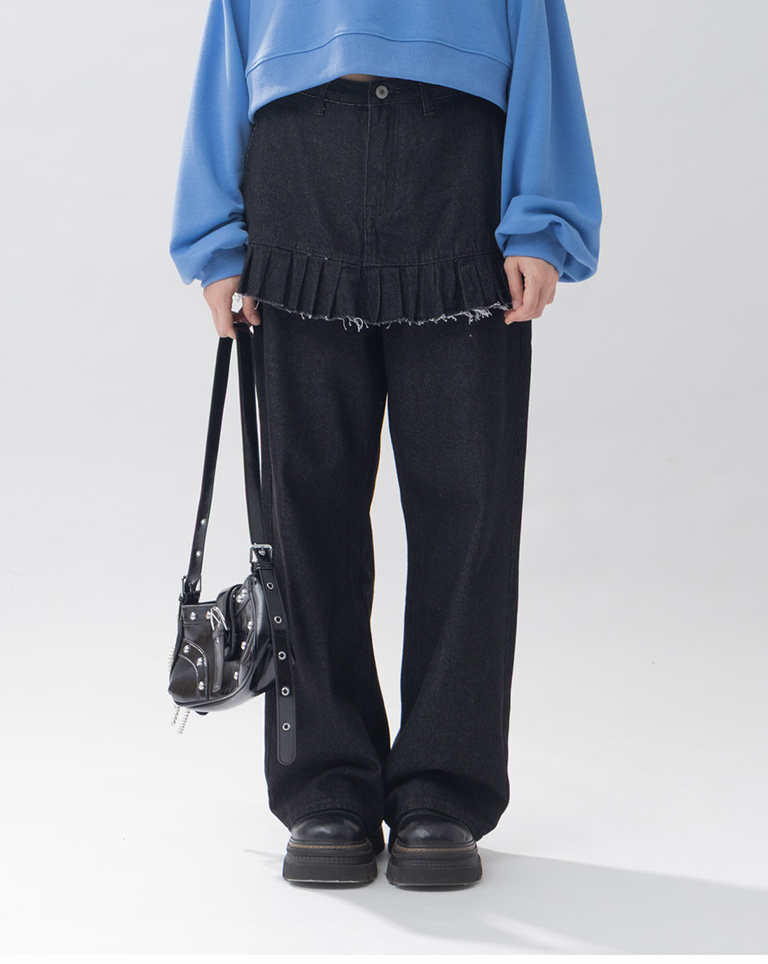 レイヤード風ストレートジーンズ