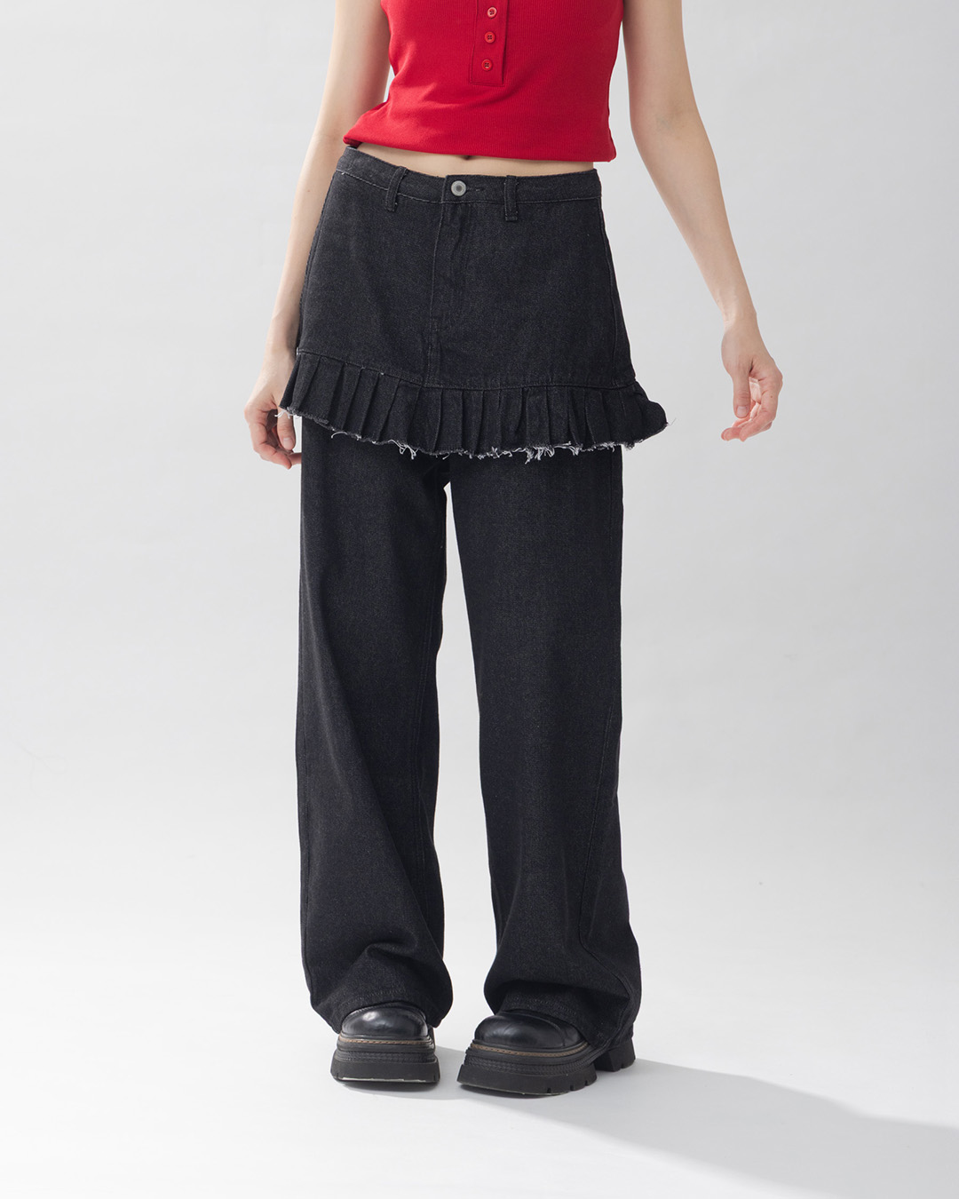 レイヤード風ストレートジーンズ