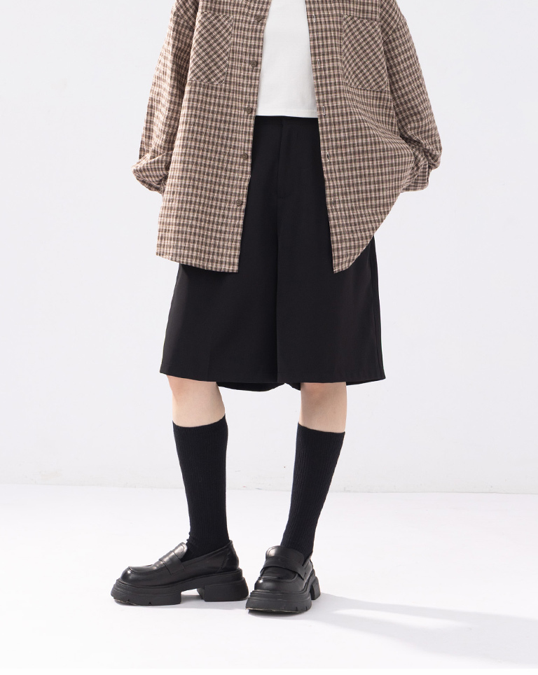 ショートスラックス 2色展開