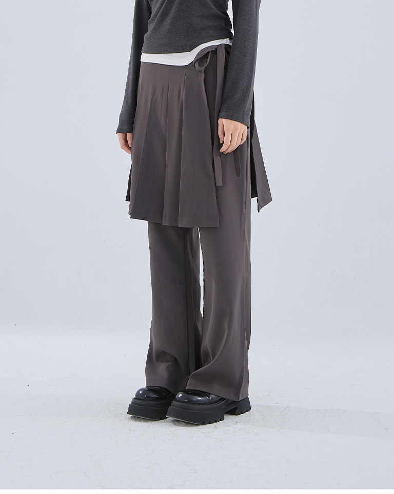 プリーツスカートーピーススラックス  2色展開