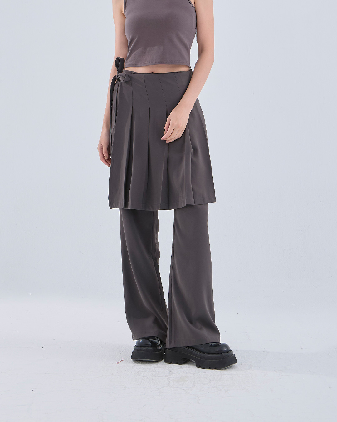 プリーツスカートーピーススラックス  2色展開