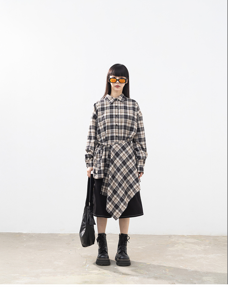 バイカラーステッチクロップドパンツ