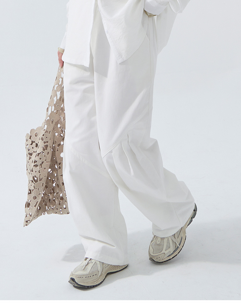 プリーツデザインキャップドパンツ2色展開